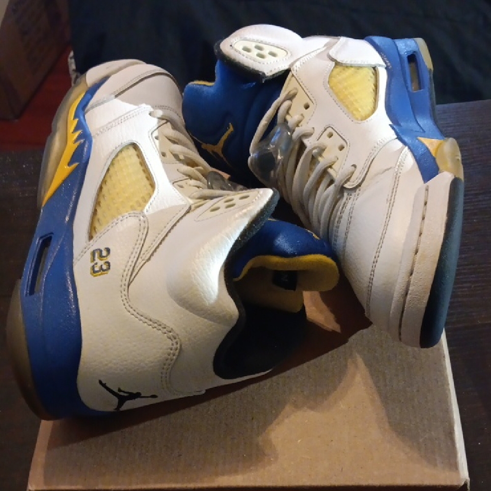 Jordan 5 Retro (GS) Rare OG "Laney" (2013) Mens 6Y Womens 7.5 EUC - Picture 7 of 9